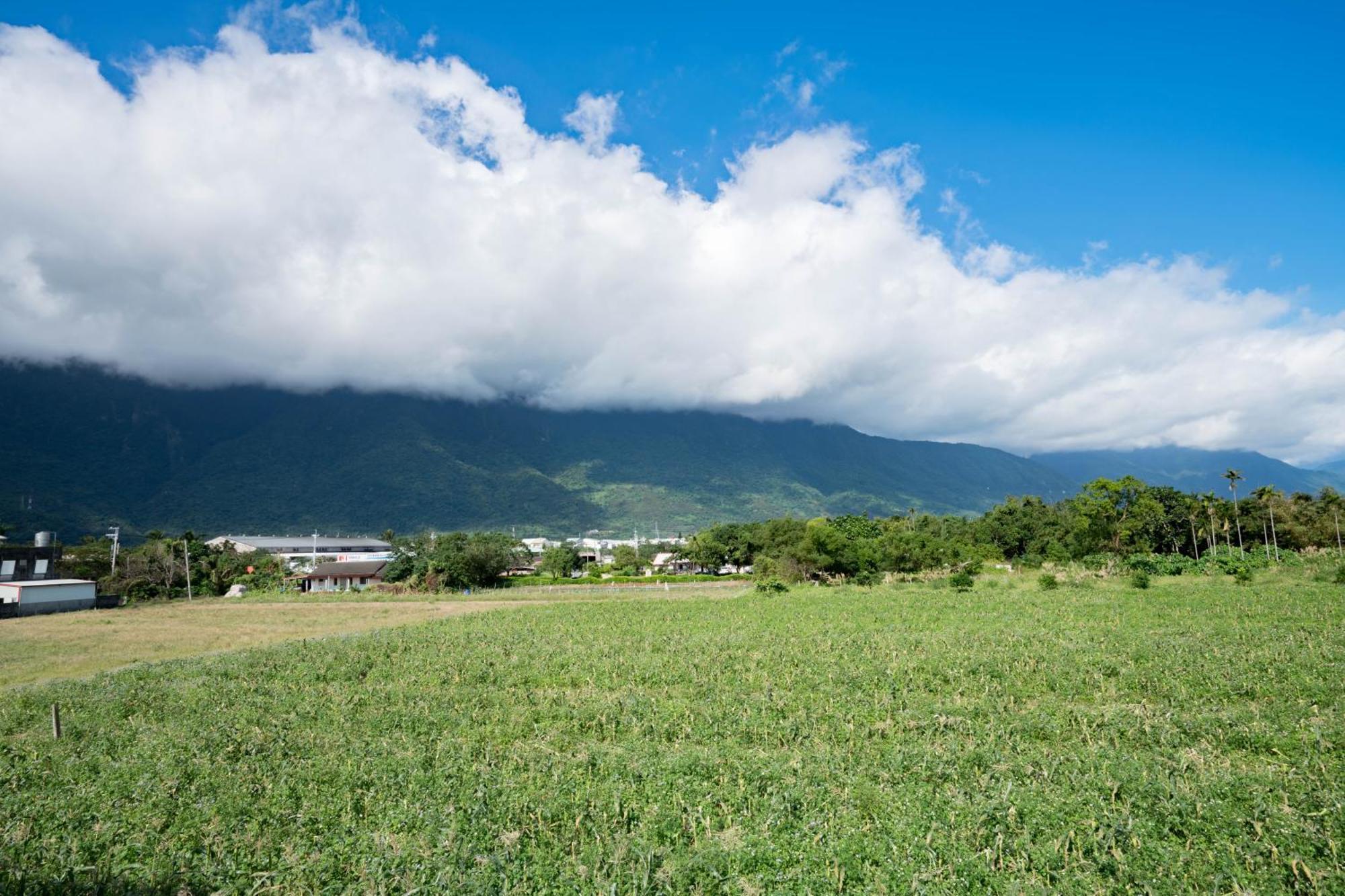 Hualien Travel Apartment Dahan Bagian luar foto